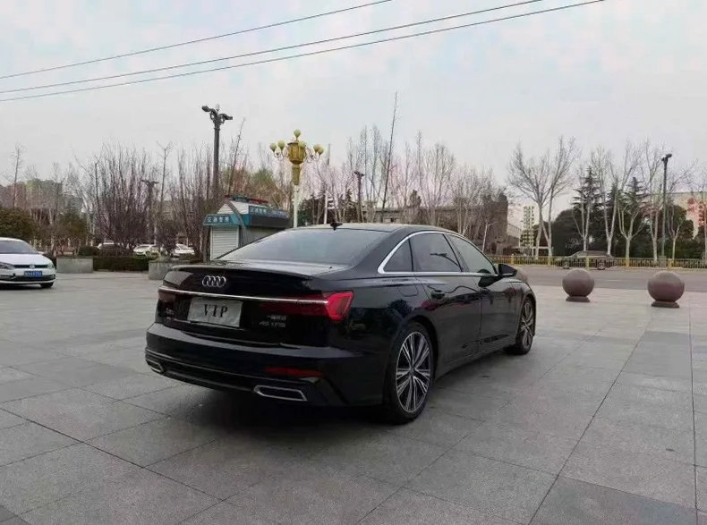 奥迪A6L 驾驶室
