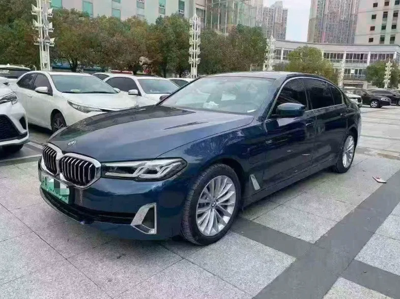 宝马5系 正面外观二