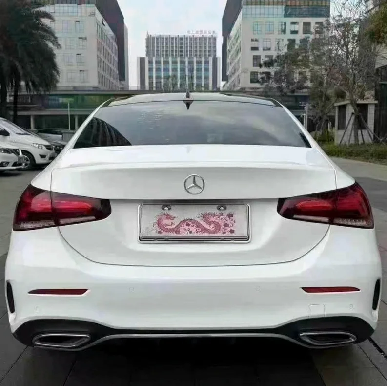 奔驰A 驾驶室