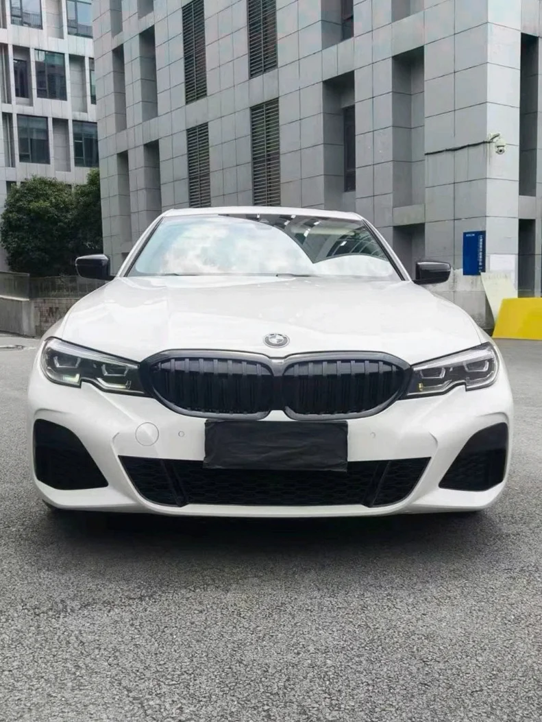 22年宝马325Li M运动曜黑套装版