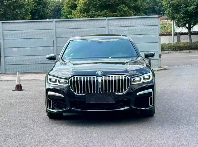 22年宝马730Li 2.0T