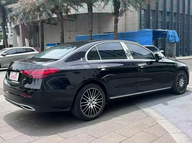 奔驰C 内饰前排