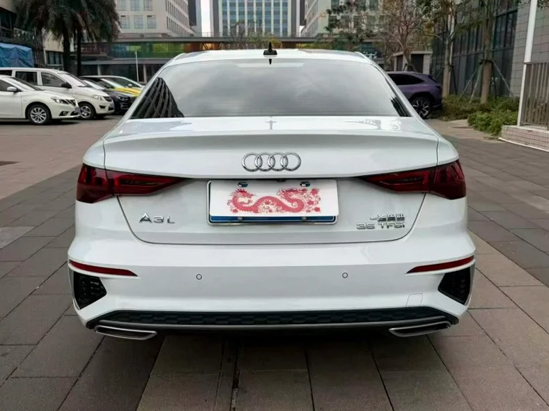 奥迪A3 驾驶室