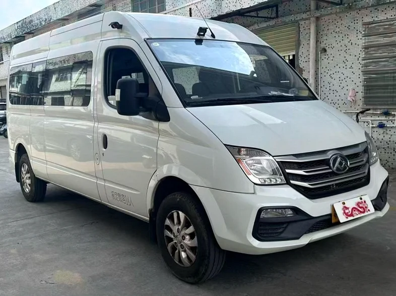 大通V80 正面外观二