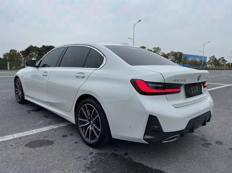 宝马3系 驾驶室