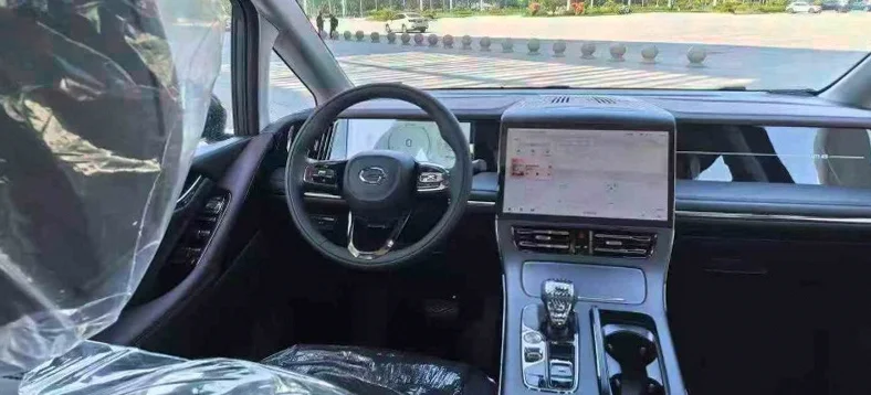 传祺M8 后面外观二