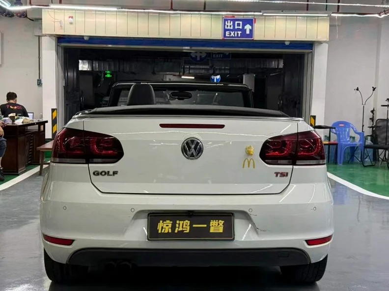 大众高尔夫 驾驶室