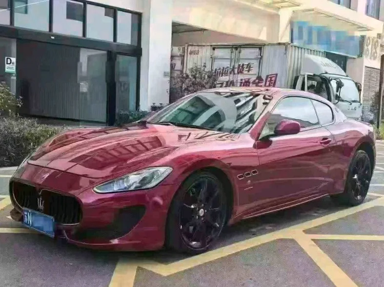 玛莎拉蒂GT 正面外观三