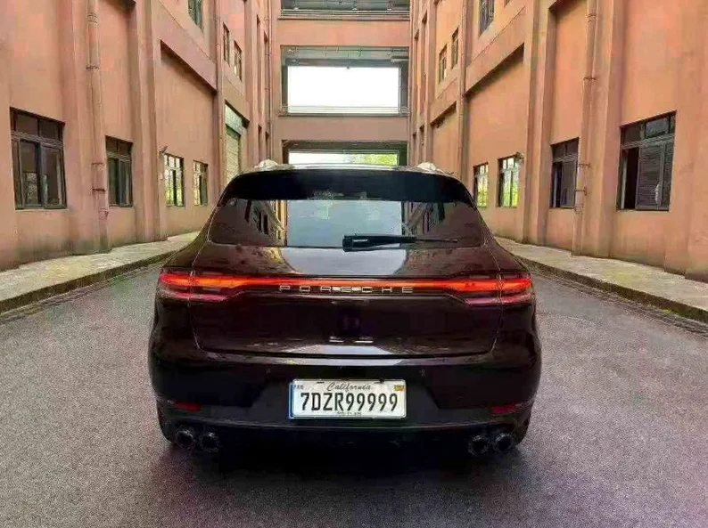 保时捷Macan 驾驶室