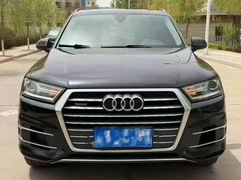 17年奥迪Q7 2.0T四驱