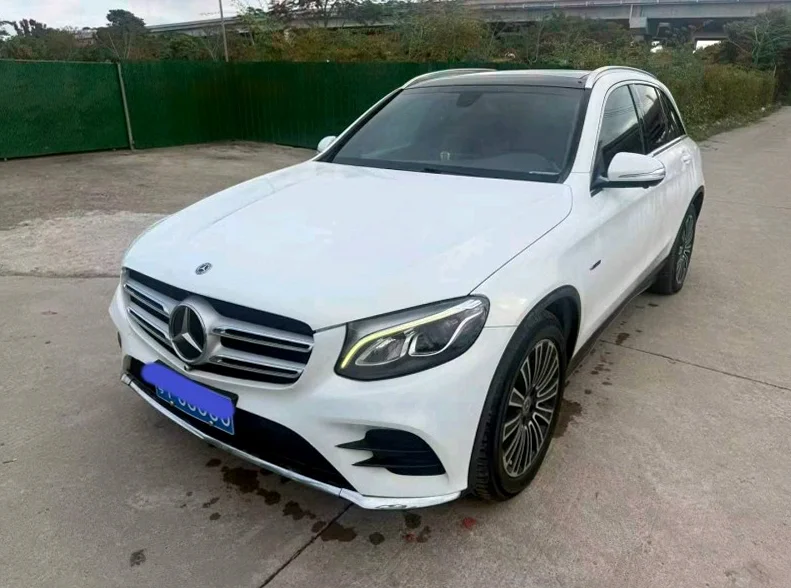 奔驰GLC 后面外观三