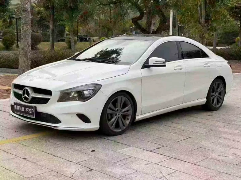 奔驰CLA 正面外观二