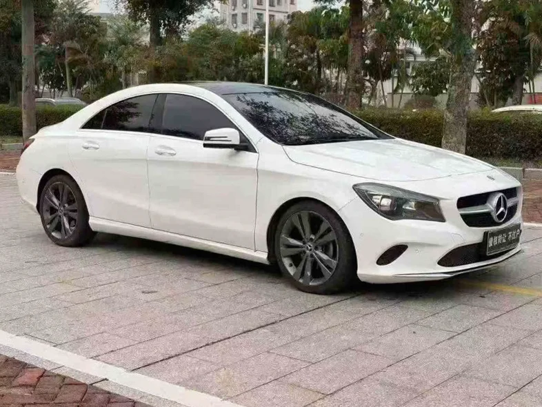 奔驰CLA 正面外观三