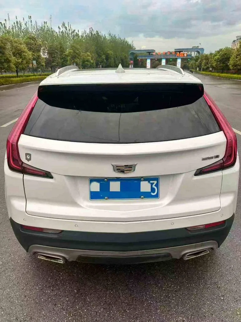凯迪拉克XT4 内饰后排