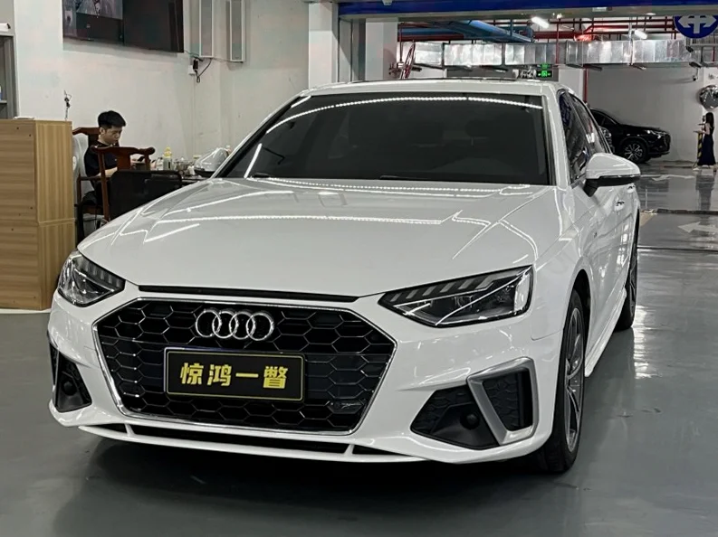 奥迪A4L 正面外观三