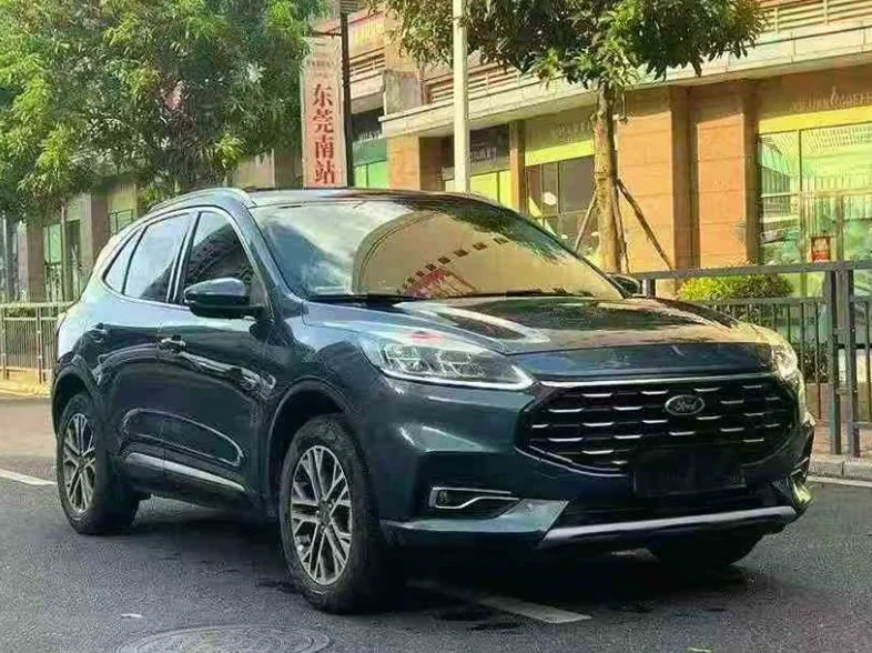 福特锐际 正面外观三