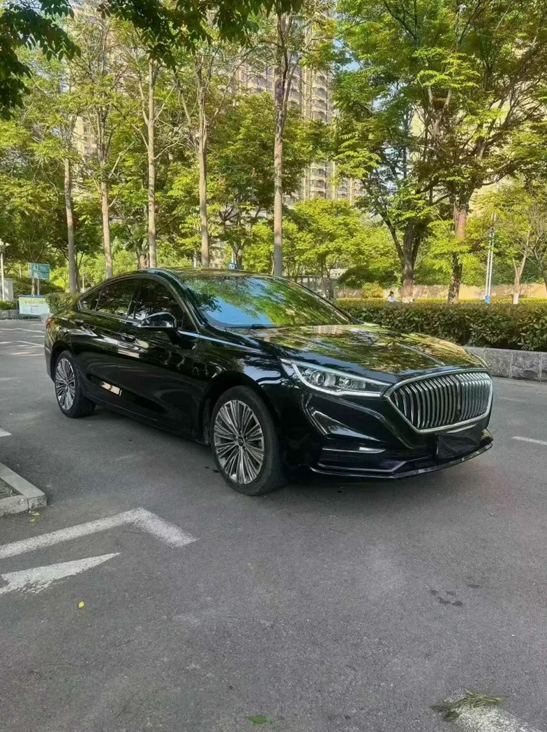 红旗H5 正面外观二