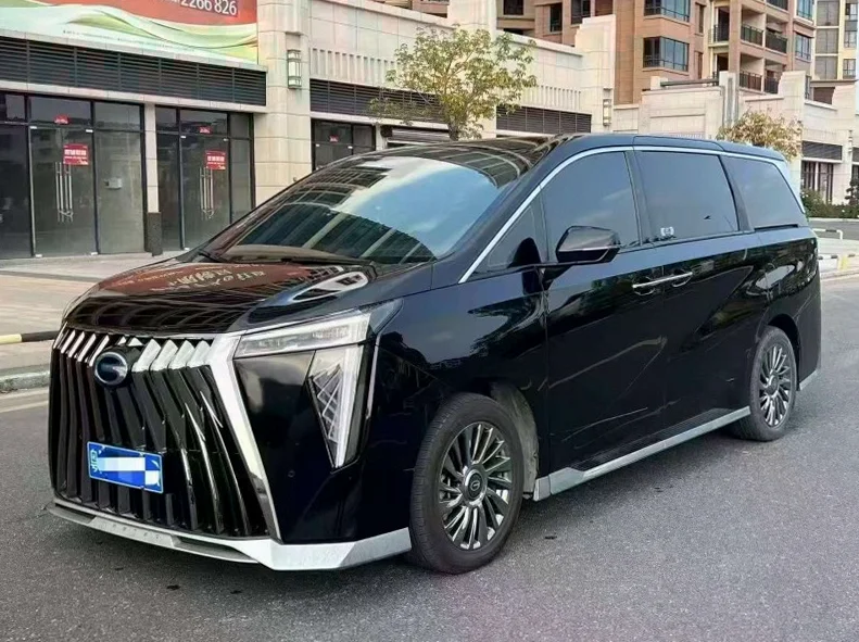 传祺M8 后面外观二