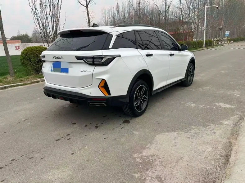 东风奕炫 后面外观二