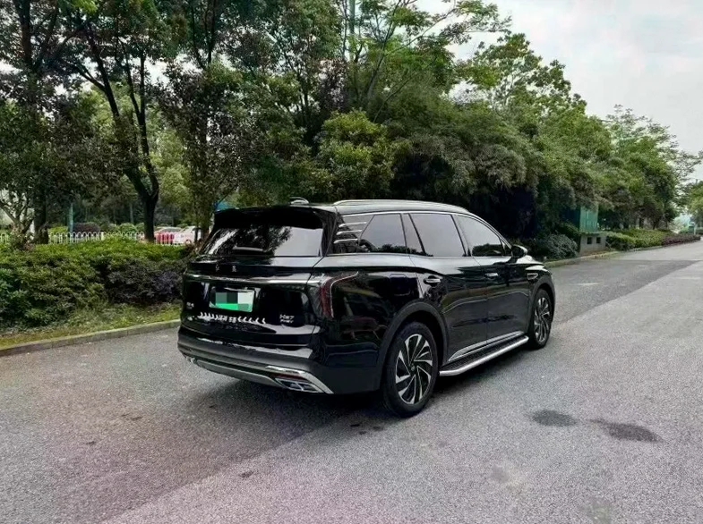 红旗HS7 内饰前排