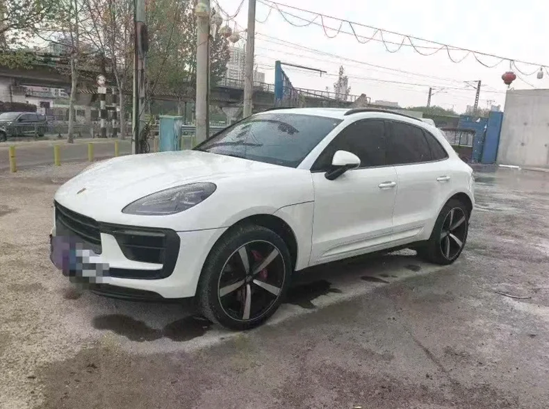 保时捷Macan 正面外观二