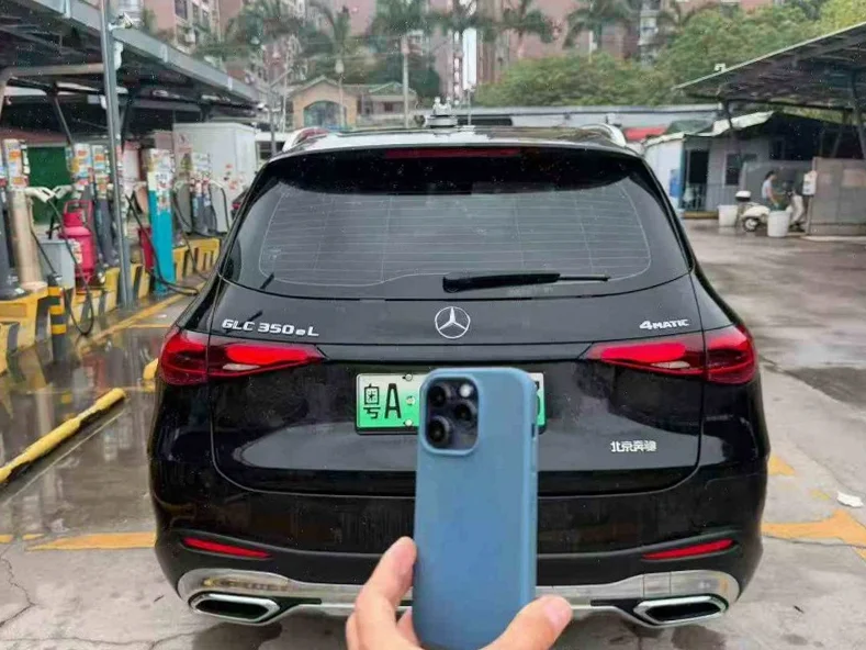 奔驰GLC 驾驶室