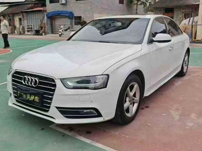 奥迪A4L 正面外观二