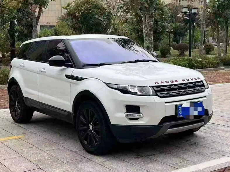 路虎极光 正面外观二