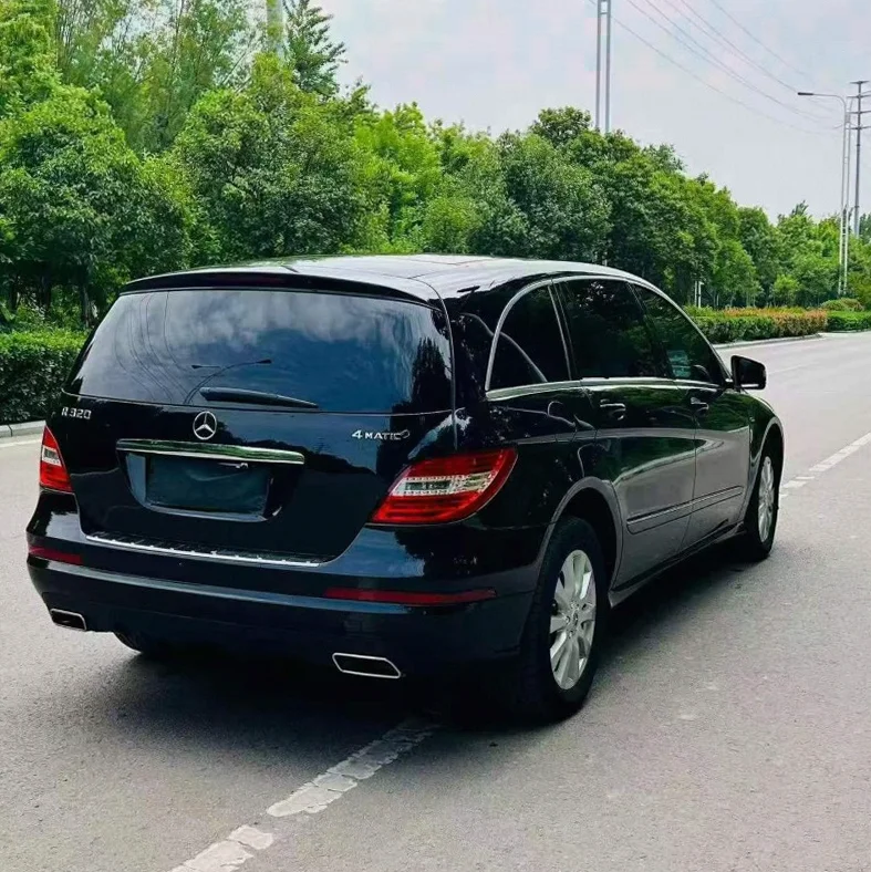 奔驰R 驾驶室