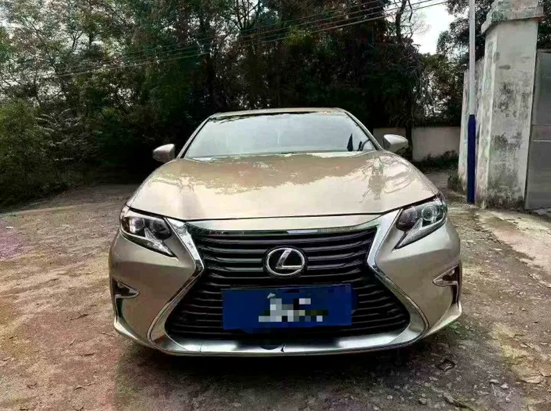 17年雷克萨斯ES200L豪华版