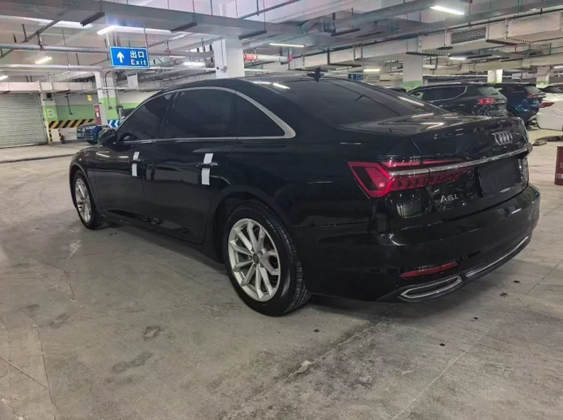 奥迪A6L 后面外观二