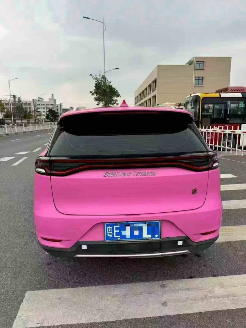 比亚迪唐 内饰后排