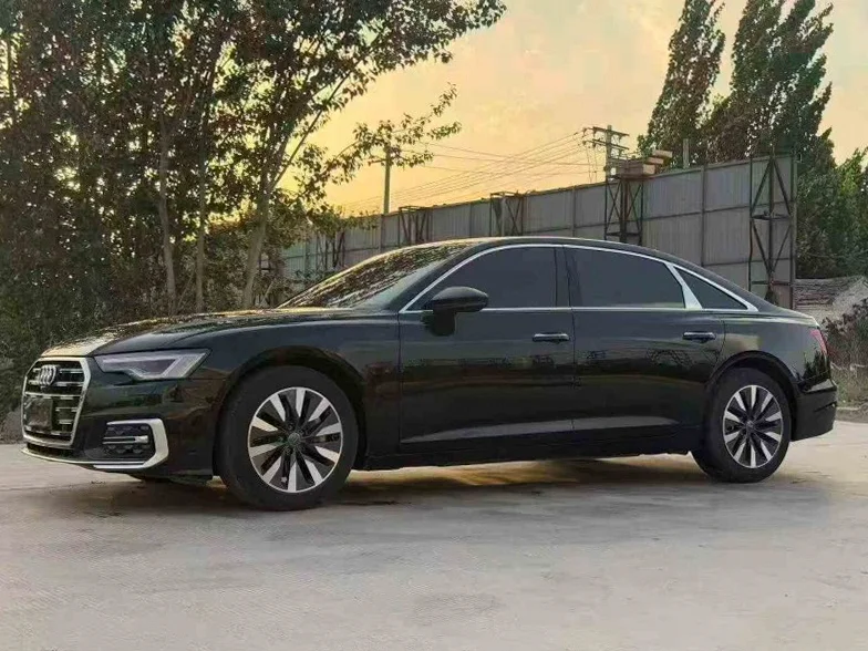 奥迪A6L 正面外观三