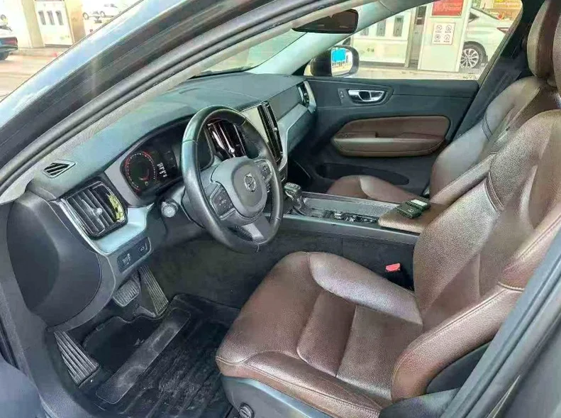 沃尔沃XC60 后面外观二