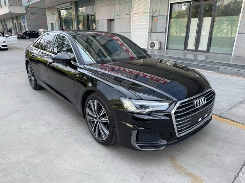 奥迪A6L 正面外观二