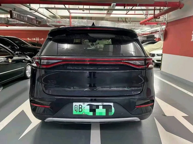 比亚迪唐 正面外观三