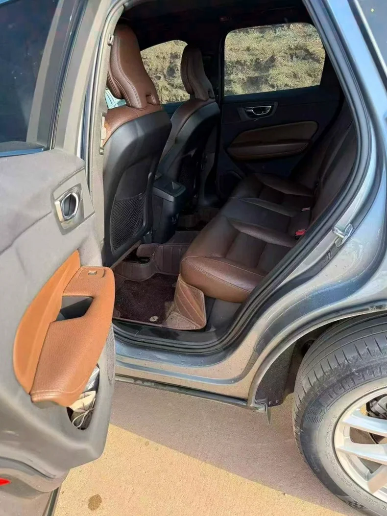 沃尔沃XC60 正面外观二