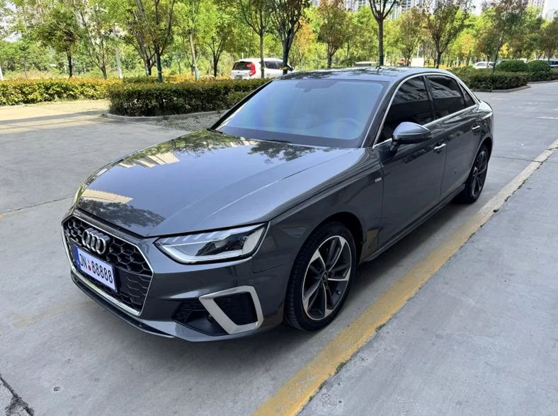 奥迪A4L 正面外观三