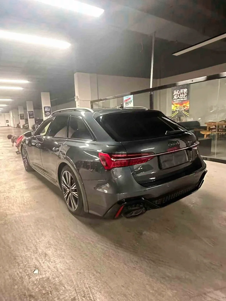 奥迪A6L 驾驶室