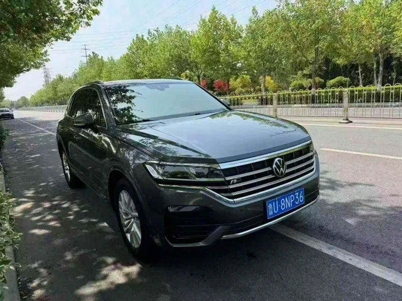 大众途锐 正面外观三
