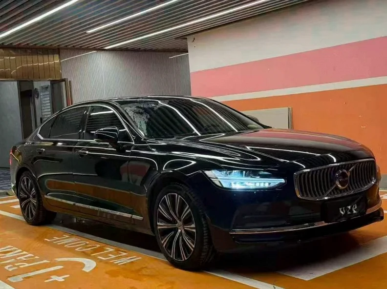沃尔沃S90 正面外观二