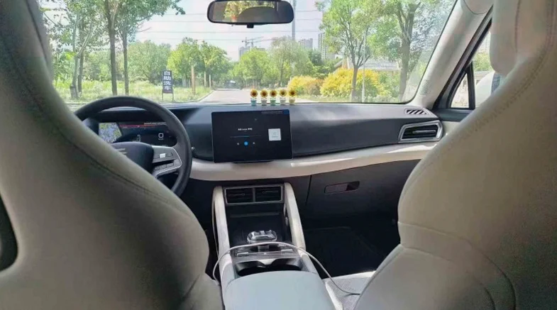 比亚迪元 后面外观二