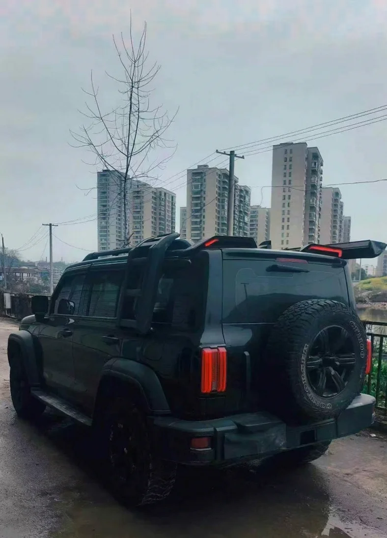长城汽车坦克 后面外观三