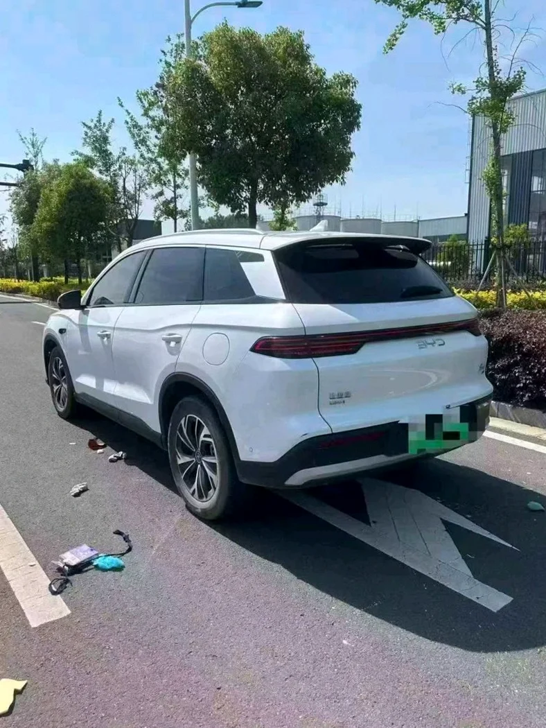 比亚迪宋 内饰后排