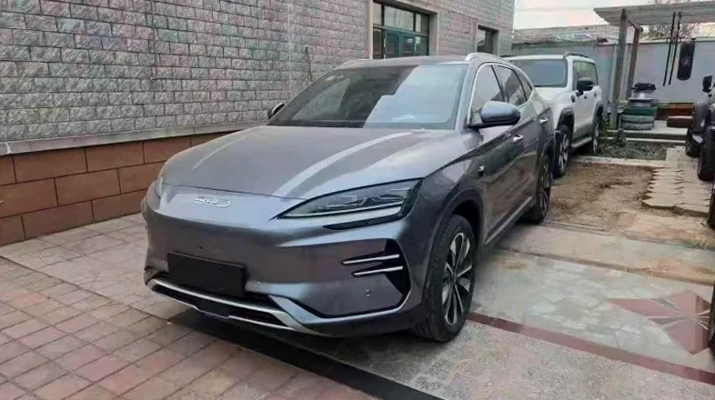 比亚迪宋 后面外观一