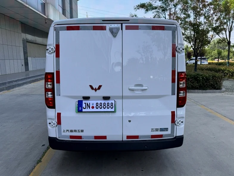 五菱汽车扬光 驾驶室