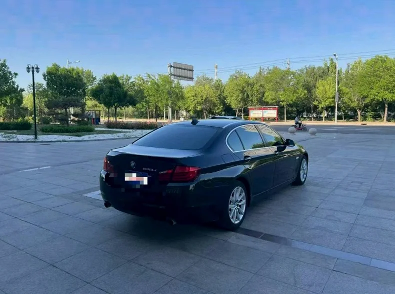宝马5系 后面外观三