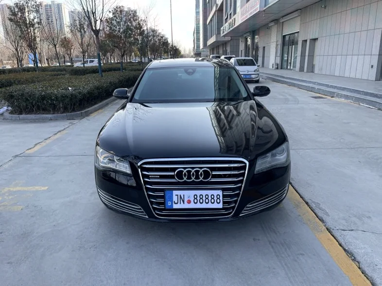 14年奥迪A8L 3.0T四驱舒适型