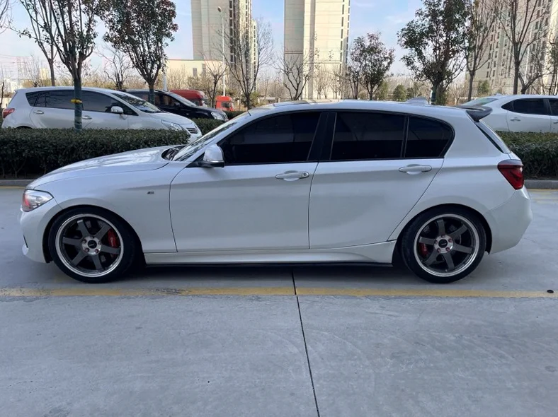 宝马1系 后面外观三