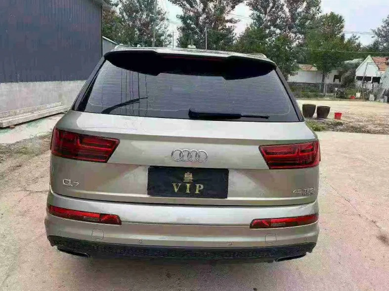 奥迪Q7 后面外观二